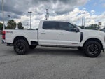 2025 F-350 Super Duty Thumbnail 3