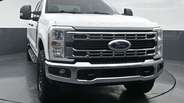 2023 Ford F-350 Super Duty XLT