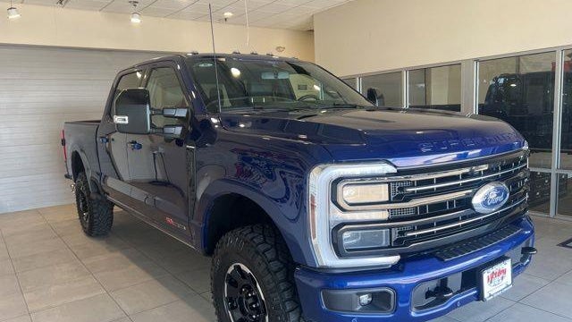 2026 Ford F-350 Super Duty XLT