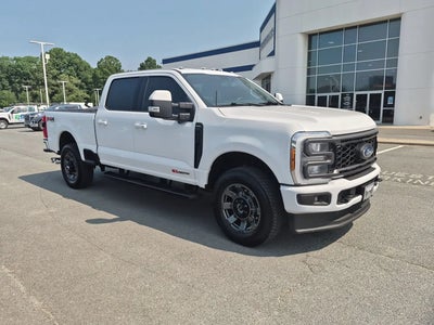 2023 Ford F-350 Super Duty 4X4 Lariat 4DR Crew Cab 6.8 FT. SB SRW Pickup