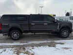 2024 F-350 Super Duty Thumbnail 6