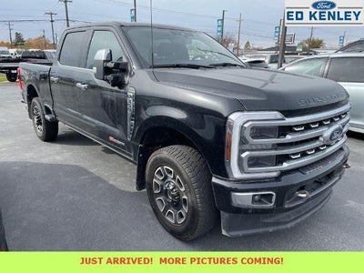 2024 Ford F-350 Super Duty 4X4 Platinum 4DR Crew Cab 8 FT. LB SRW Pickup