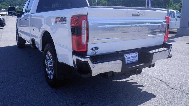 2024 Ford F-350 Super Duty Platinum