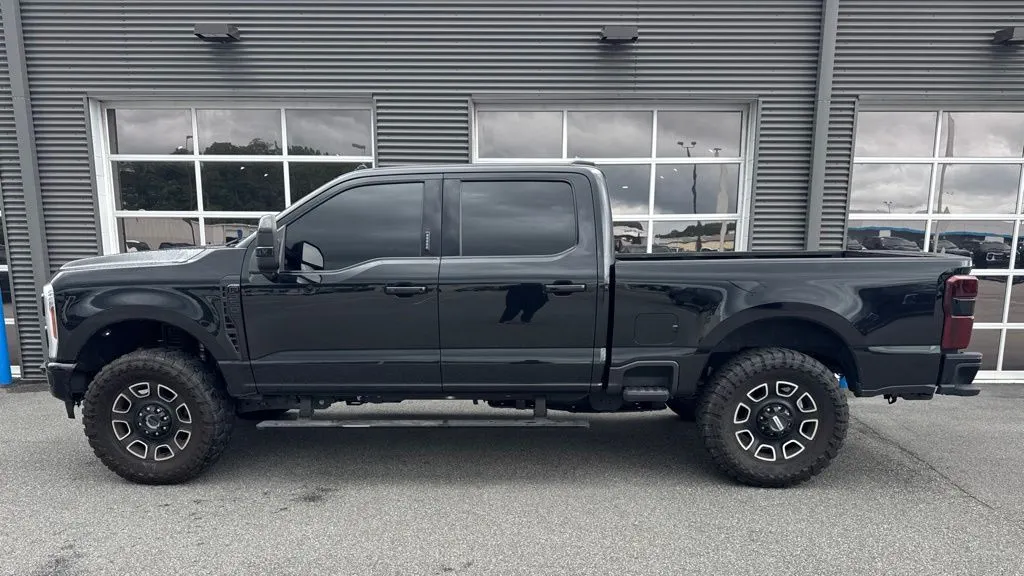 2024 Ford F-350 Super Duty XLT
