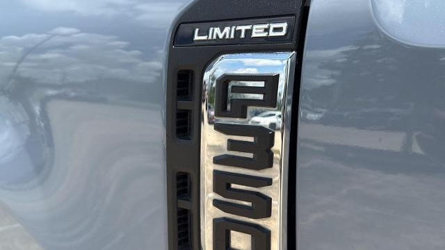 2024 Ford F-350 Super Duty Platinum