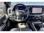 2024 F-350 Super Duty Thumbnail 5