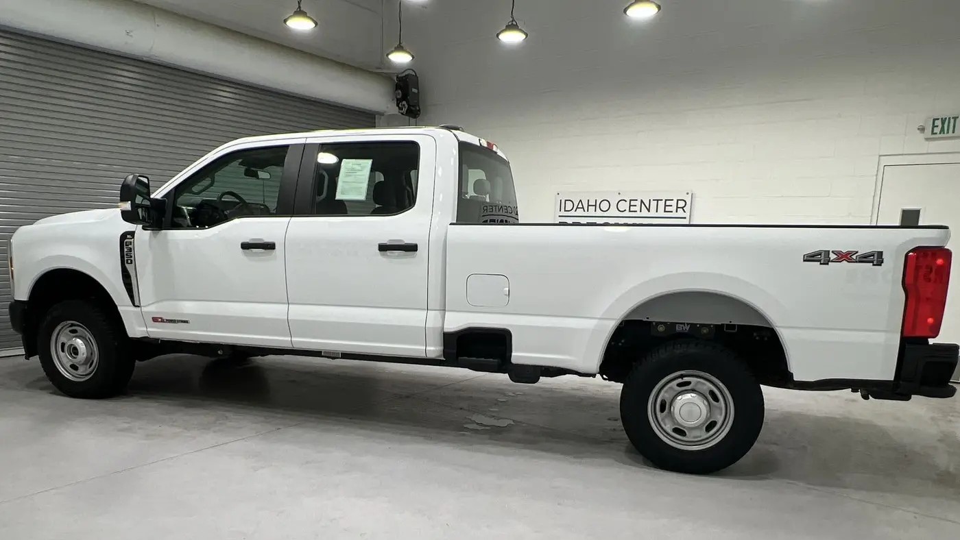 2024 Ford F-350 Super Duty XL