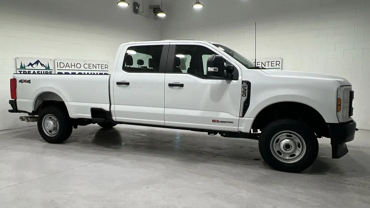2024 Ford F-350 Super Duty XL
