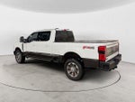 2025 F-350 Super Duty Thumbnail 3