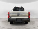 2025 F-350 Super Duty Thumbnail 4