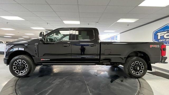 2025 Ford F-350 Super Duty King Ranch