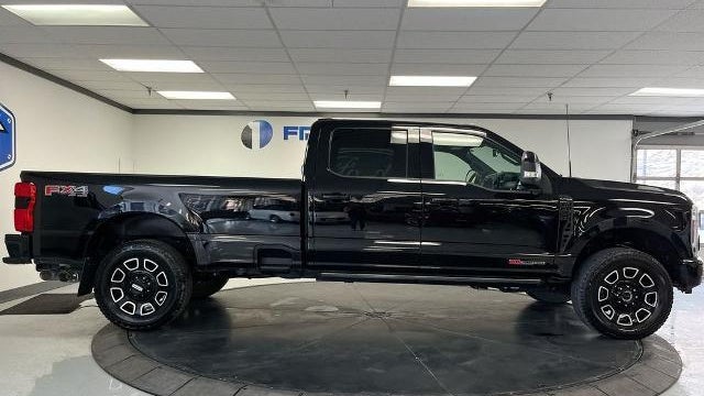 2025 Ford F-350 Super Duty King Ranch