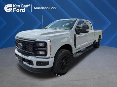 2025 Ford F-350 Super Duty 4X4 Lariat 4DR Crew Cab 6.8 FT. SB SRW Pickup