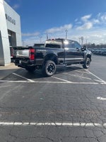 2025 F-350 Super Duty Thumbnail 6