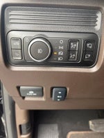 2025 F-350 Super Duty Thumbnail 18