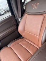 2025 F-350 Super Duty Thumbnail 31