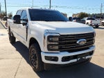 2025 F-350 Super Duty Thumbnail 4