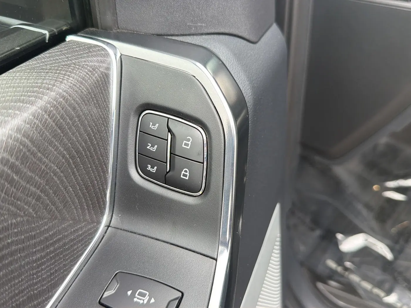 2025 Ford F-350 - $89,999
