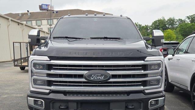 2025 Ford F-350 Super Duty Platinum