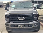 2025 F-350 Super Duty Thumbnail 2