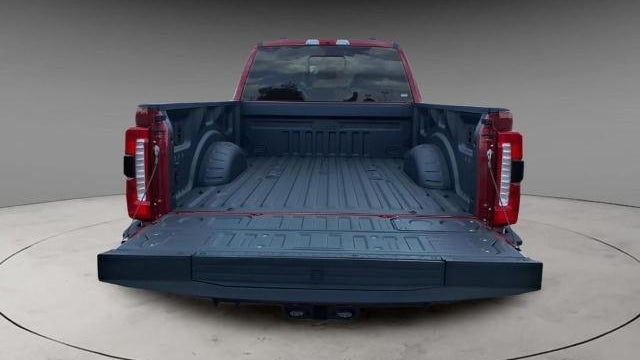 2026 Ford F-350 Super Duty XLT
