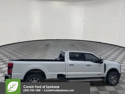 2023 Ford F-350 Super Duty 4X4 Lariat 4DR Crew Cab 6.8 FT. SB SRW Pickup
