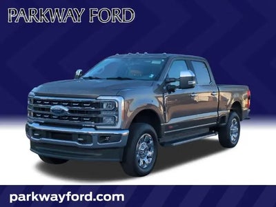 2023 Ford F-350 Super Duty 4X4 Lariat 4DR Crew Cab 6.8 FT. SB SRW Pickup