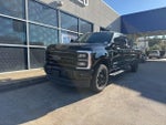 2023 F-350 Super Duty Thumbnail 4