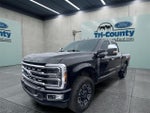 2024 F-350 Super Duty Thumbnail 2