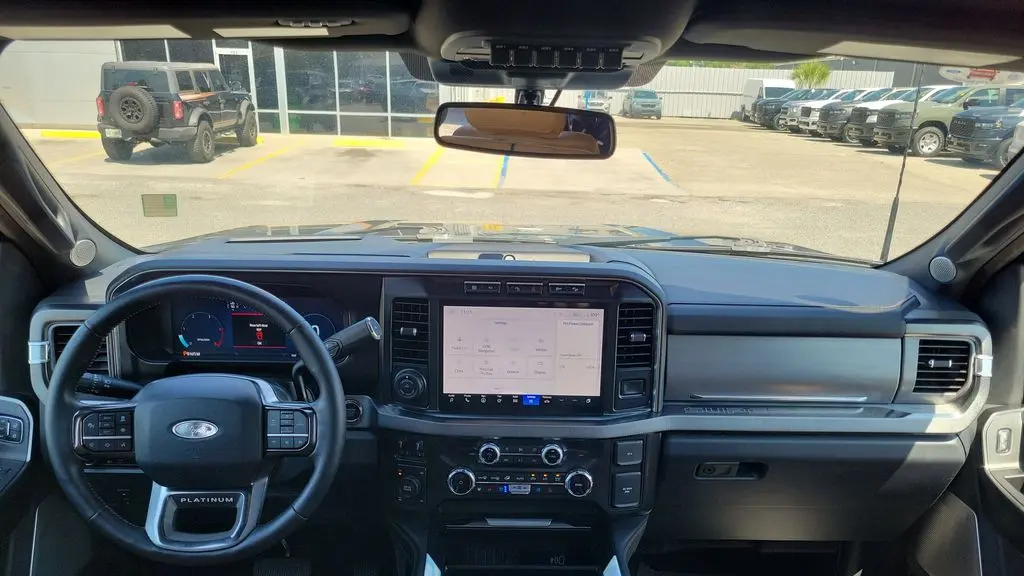 2024 Ford F-350 Super Duty Platinum
