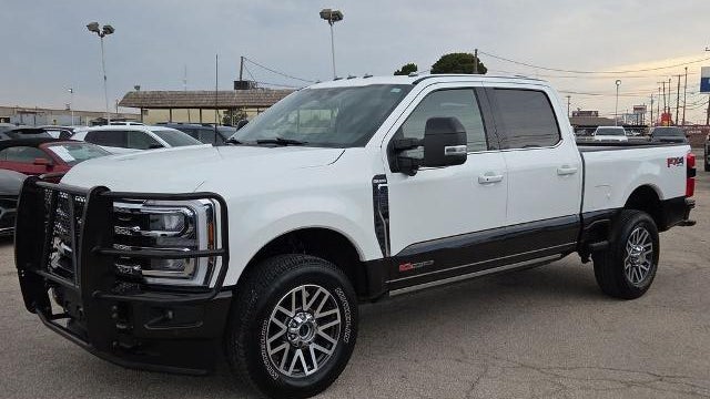 Preowned 2025 Ford F-350 Super Duty Lariat for Sale