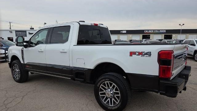 2025 Ford F-350 Super Duty Lariat