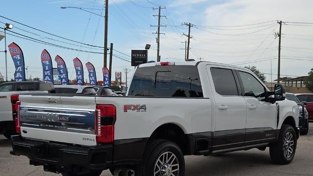 2025 Ford F-350 Super Duty Lariat