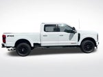 2025 F-350 Super Duty Thumbnail 4