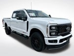 2025 F-350 Super Duty Thumbnail 3