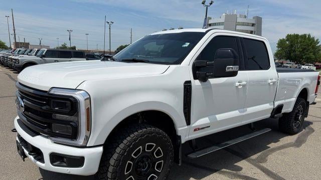 2025 Ford F-350 Super Duty King Ranch