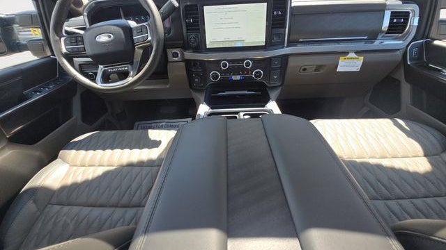 2025 Ford F-350 Super Duty King Ranch