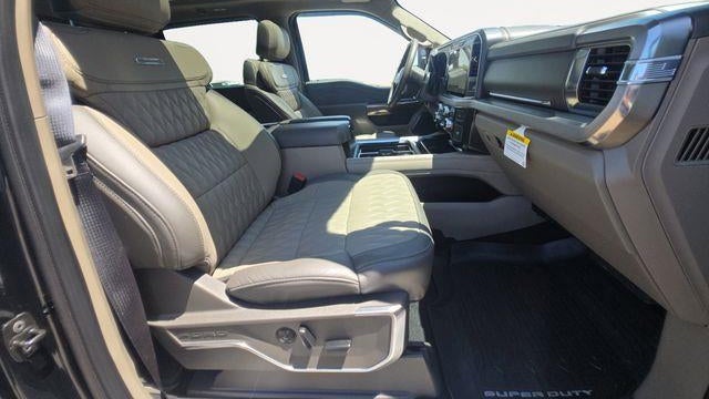 2025 Ford F-350 Super Duty King Ranch