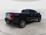 2025 F-350 Super Duty Thumbnail 5