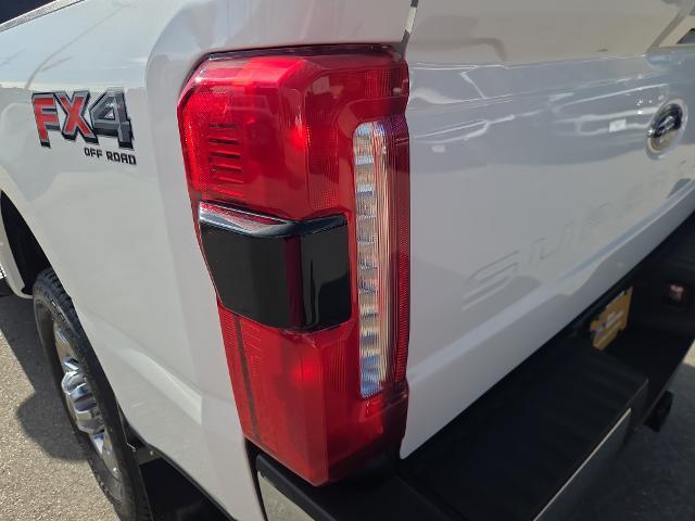 2025 Ford F-350 - $76,571