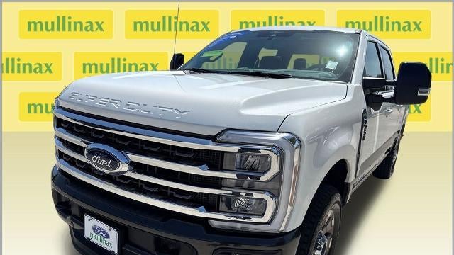 2025 Ford F-350 Super Duty XLT