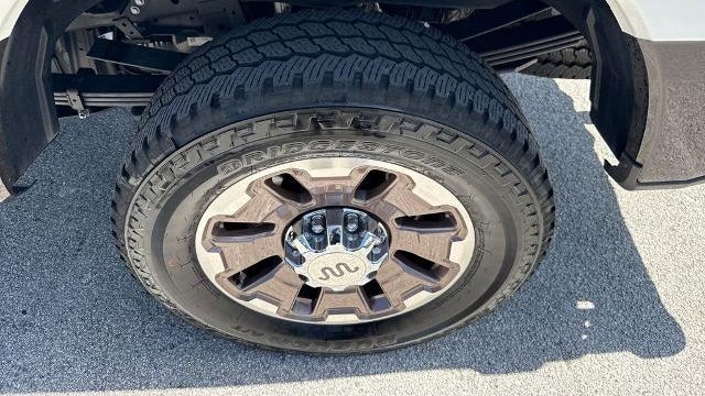 2025 Ford F-350 Super Duty XLT