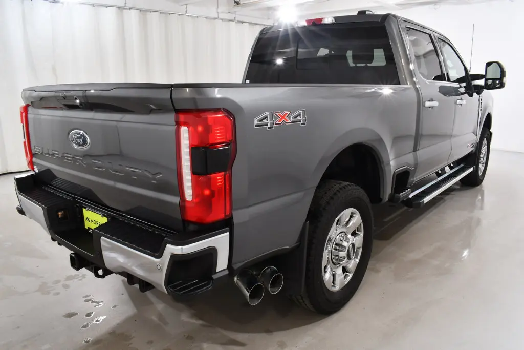 2026 Ford F-350 - $76,955