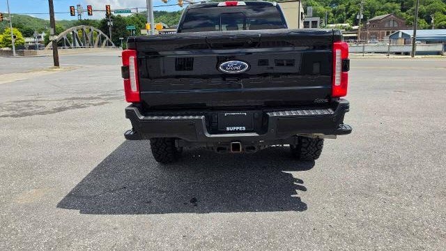 2024 Ford F-350 Super Duty XLT