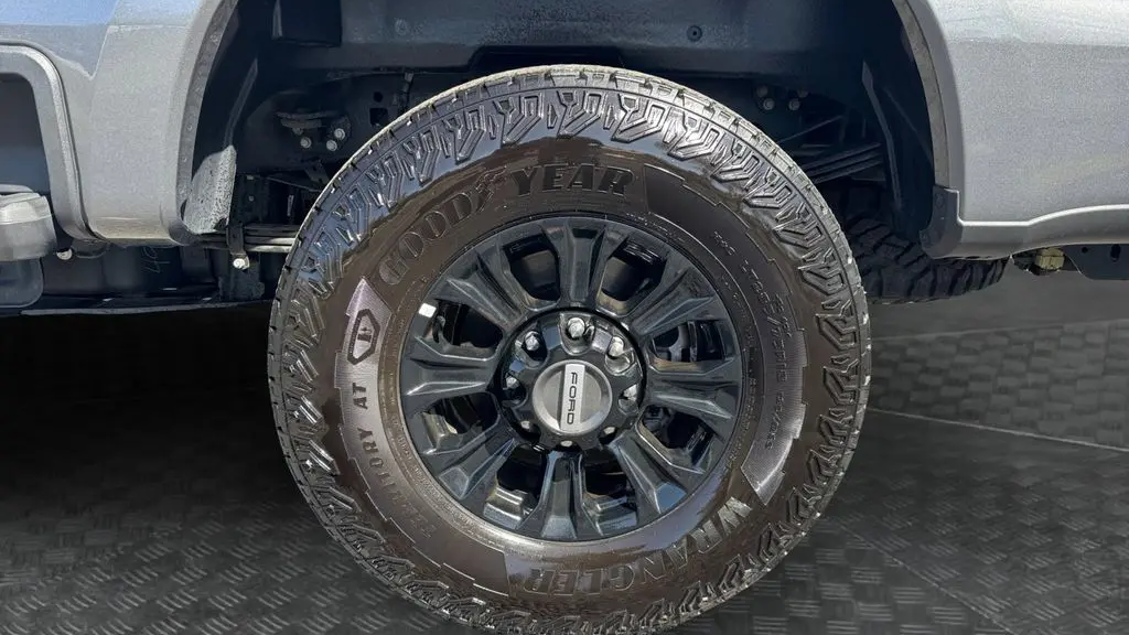 2025 Ford F-350 Super Duty King Ranch