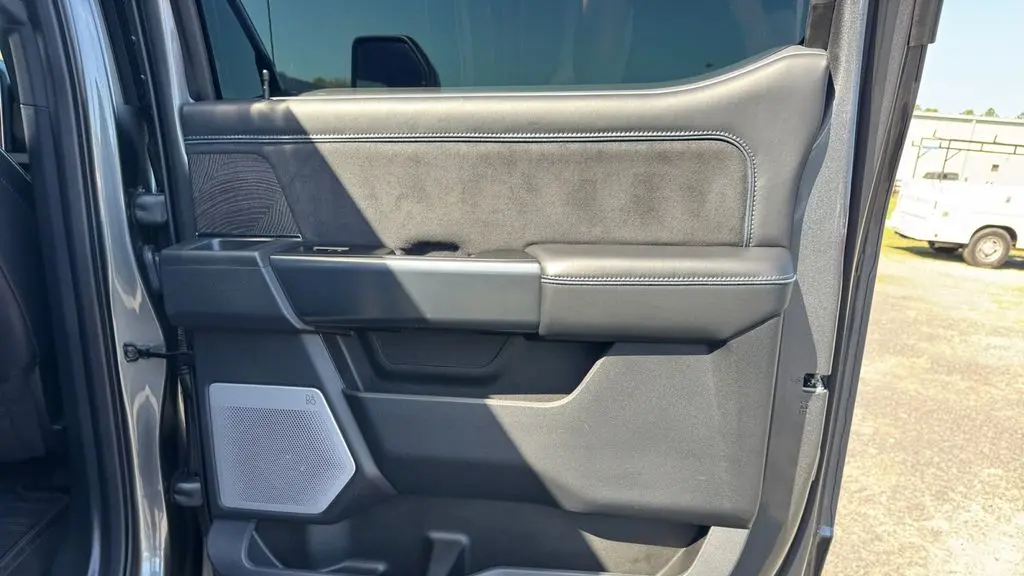 2025 Ford F-350 Super Duty King Ranch
