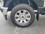 2025 F-350 Super Duty Thumbnail 5