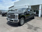 2025 F-350 Super Duty Thumbnail 3