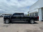 2025 F-350 Super Duty Thumbnail 4