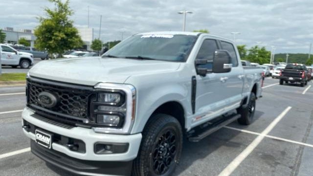 2025 Ford F-350 Super Duty Platinum